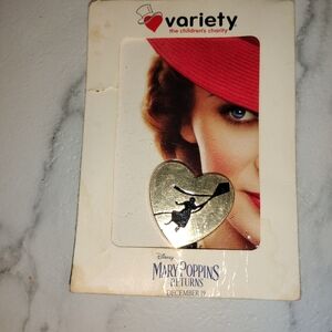 Disney Mary PoppinsReturns Flying Kite Heart Gold Pin Variety Children Charity